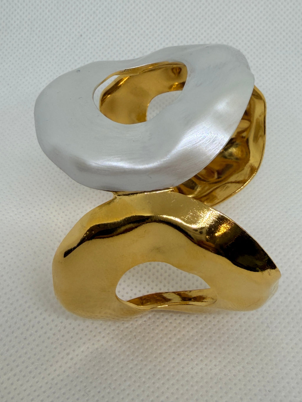 Brazalete Aura: Ideal Para complementar cualquier Look
