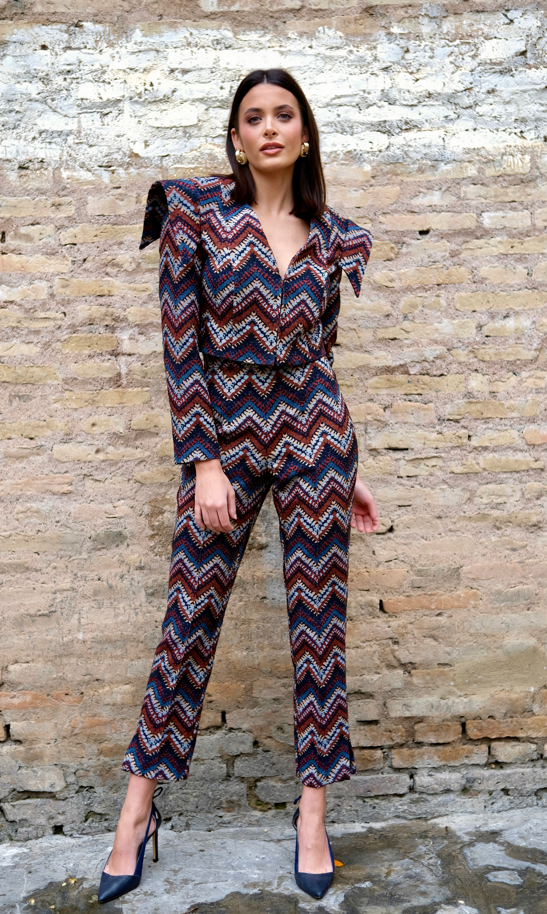 Conjunto Dora: Ideal Para Destacar en Cualquier Ocasión