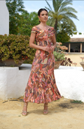 Vestido Tajmajal: Escote Barco Aportando Elegancia
