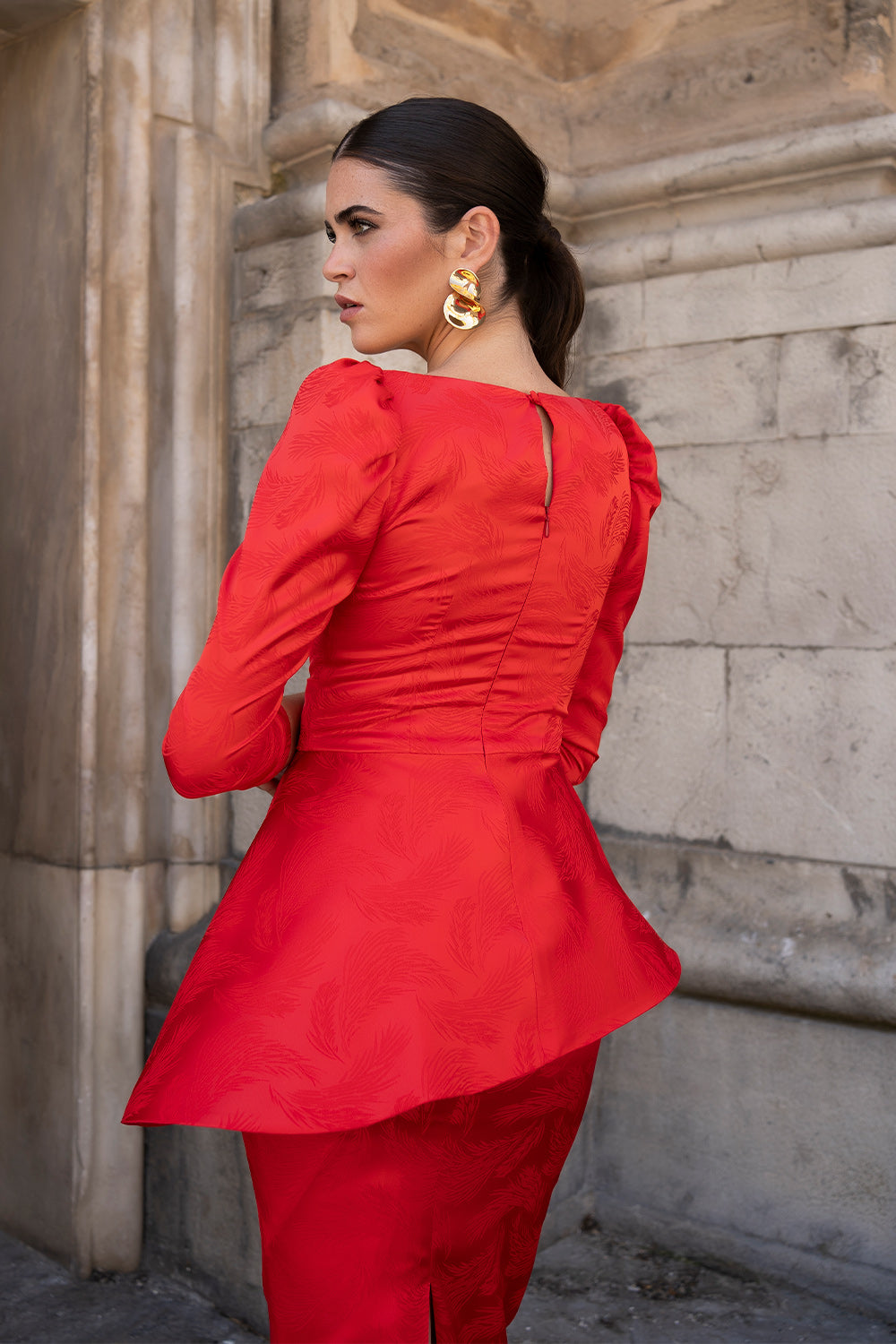 Conjunto Moy: Dos Piezas De Cuerpo con Peplum y Falda Midi para Invitada en Eventos Especiales