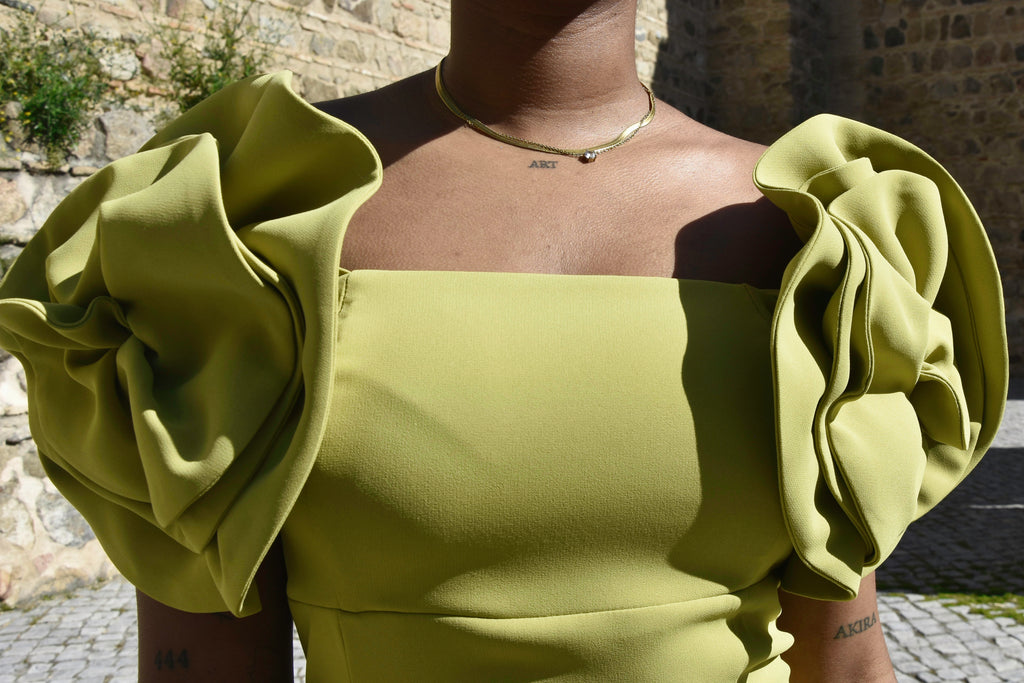 Vestido Flor: Ideal para destacar en cualquier evento