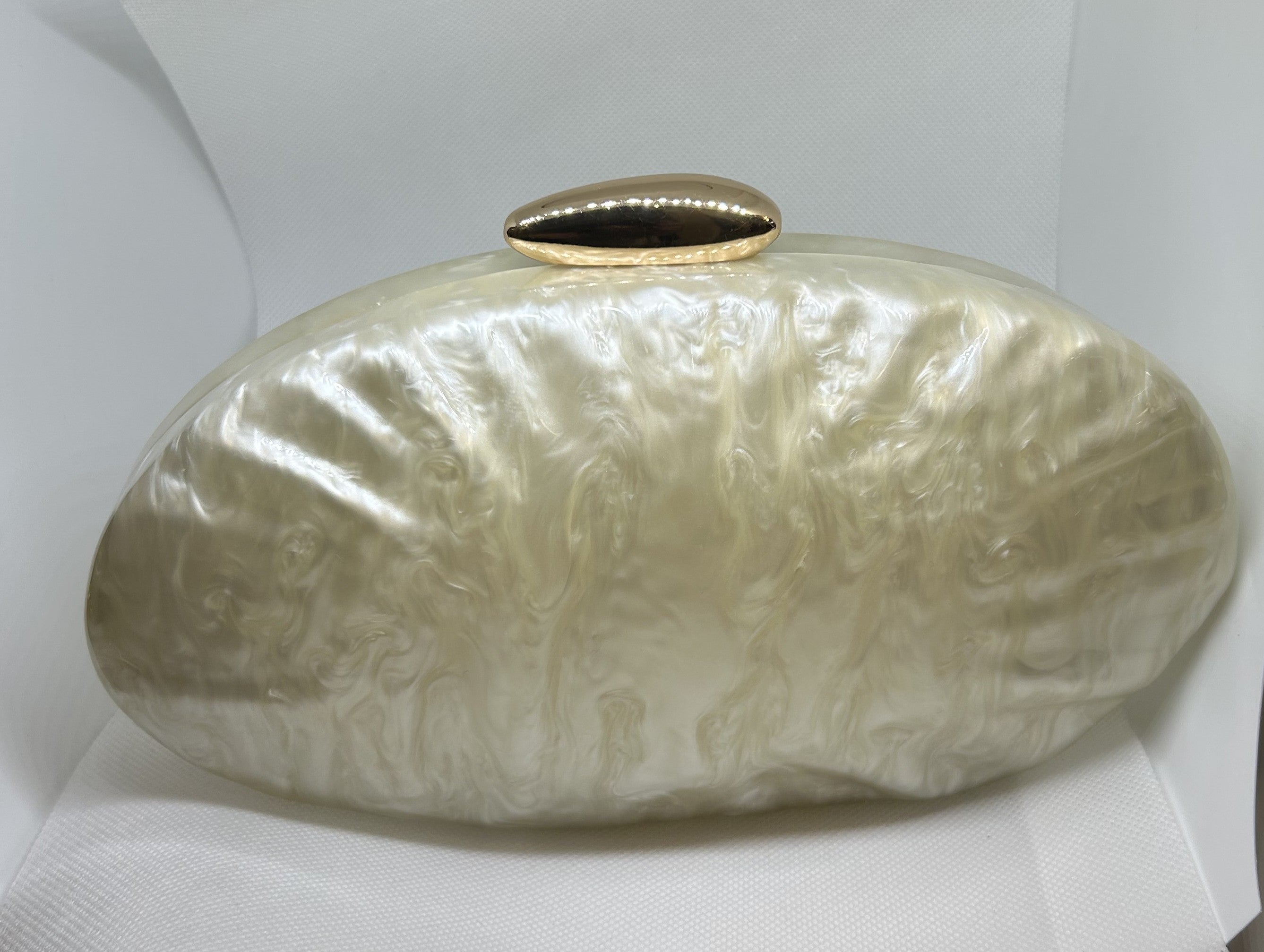 Bolso Toledo: Bolso Nacarado Elegante para cualquier evento.