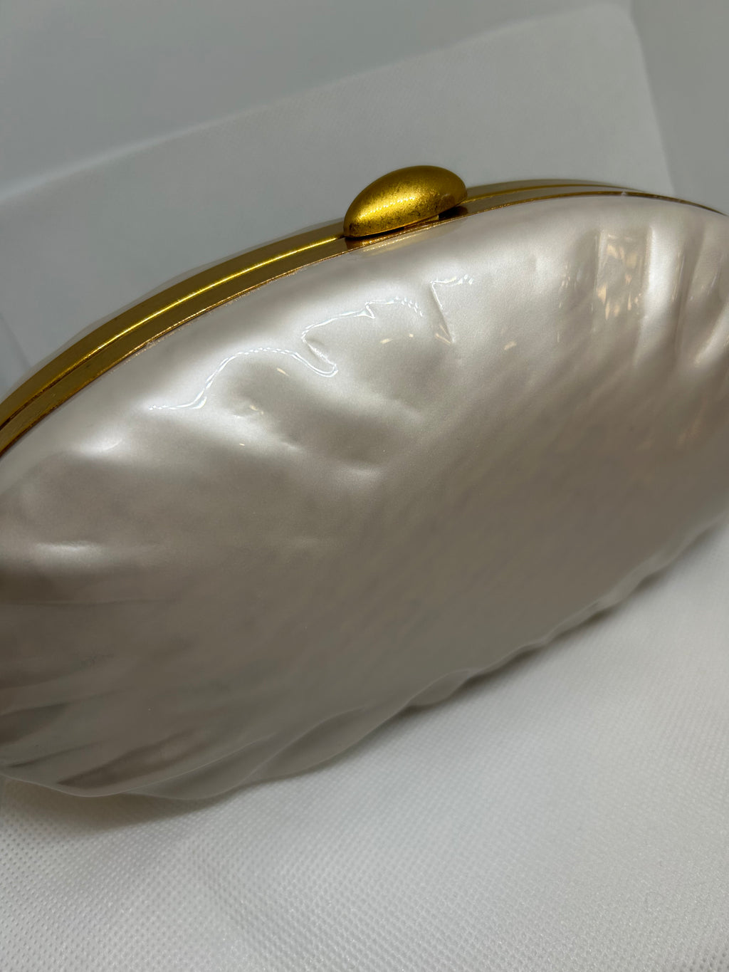 Bolso Nacarado: Bolso Nacarado Elegante para cualquier evento.