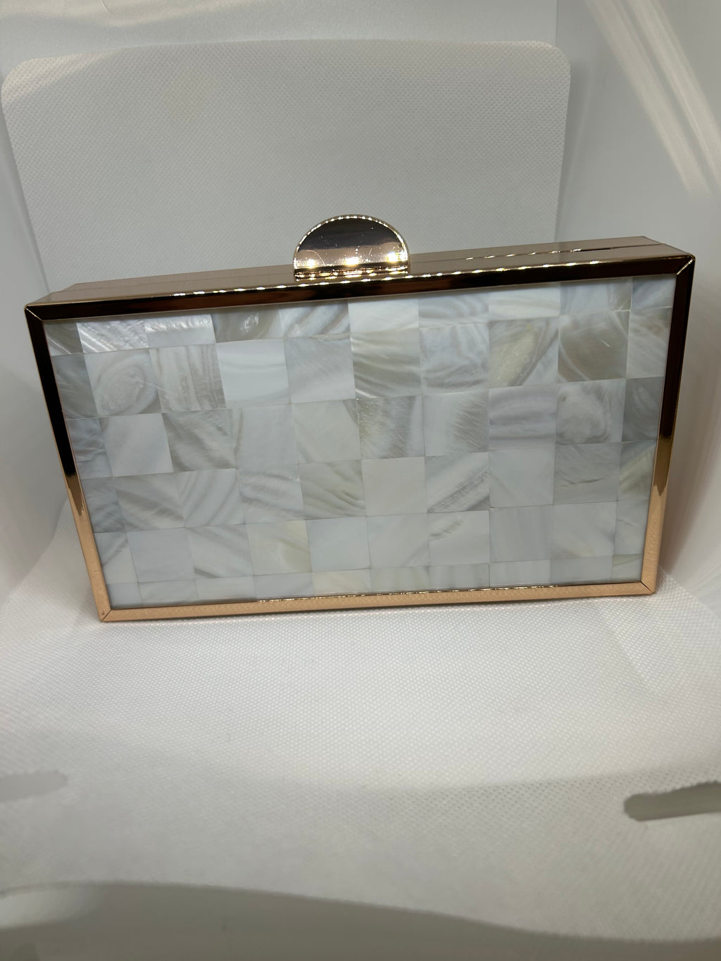 Bolso Madrina: Bolso Nacarado Elegante para cualquier evento.
