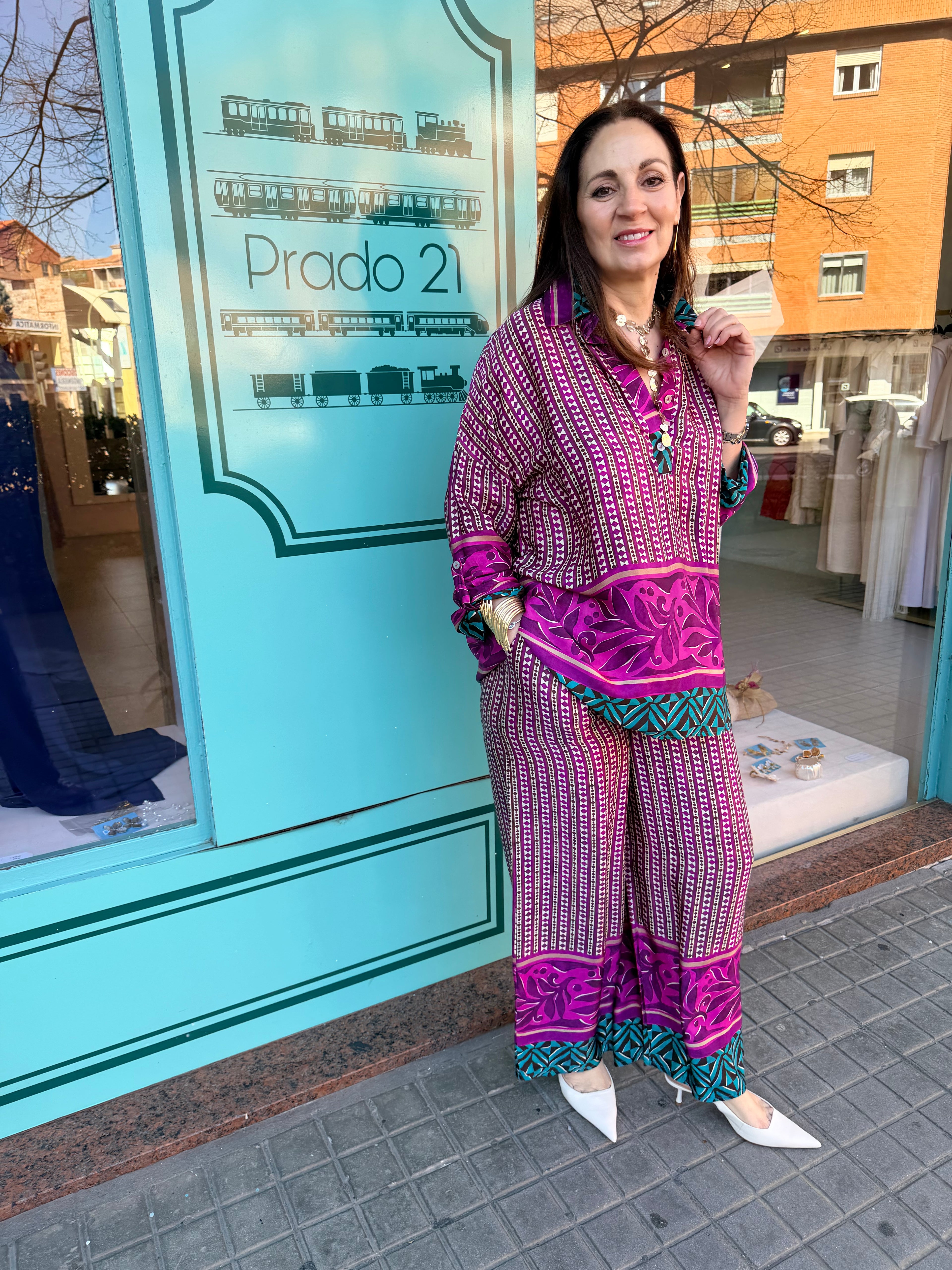 Conjunto Blanca: 2 Piezas ideal para cualquier ocasión