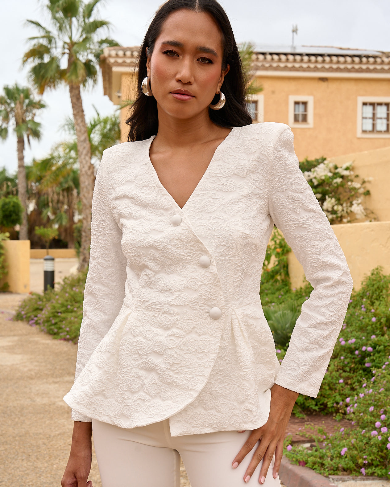 Conjunto Silva: La Distinción del Brocado en Dos Piezas