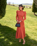Vestido Alejandrita: Vestido con Movimiento Marcando Elegancia.