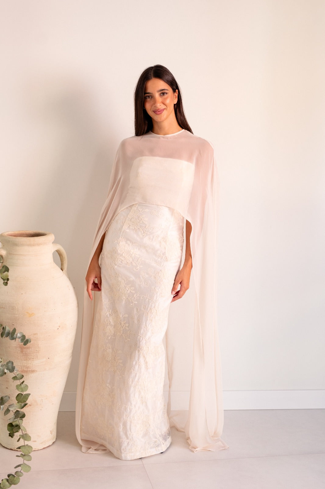 Vestido Diane: Elegancia y Delicadeza en 2 Prendas