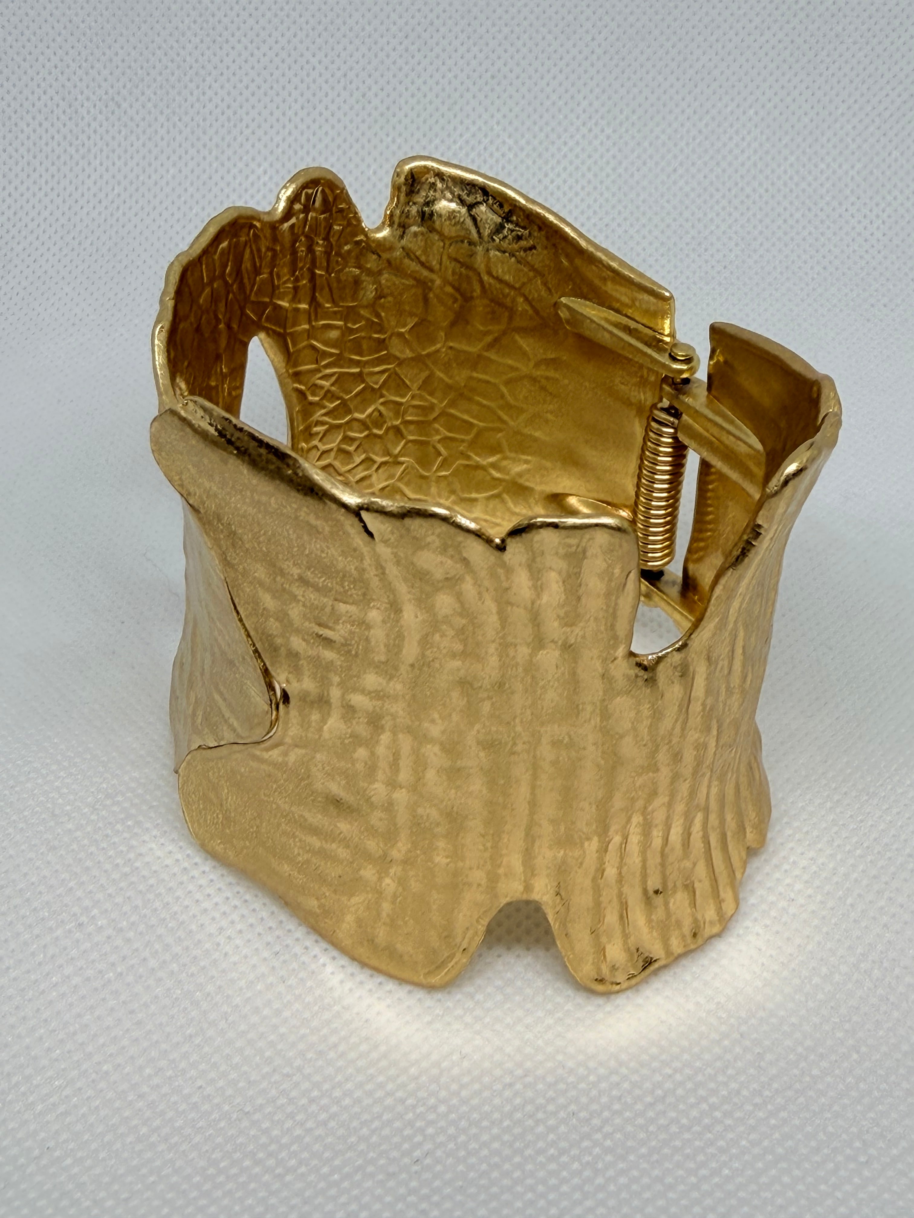 Brazalete Papiro: Ideal Para complementar cualquier Look