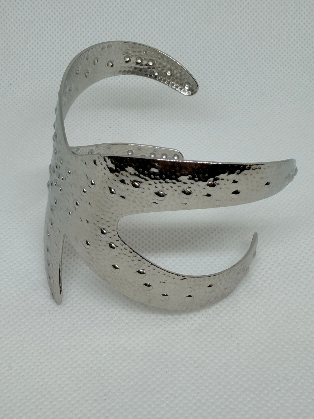 Brazalete Star: Ideal Para complementar cualquier Look