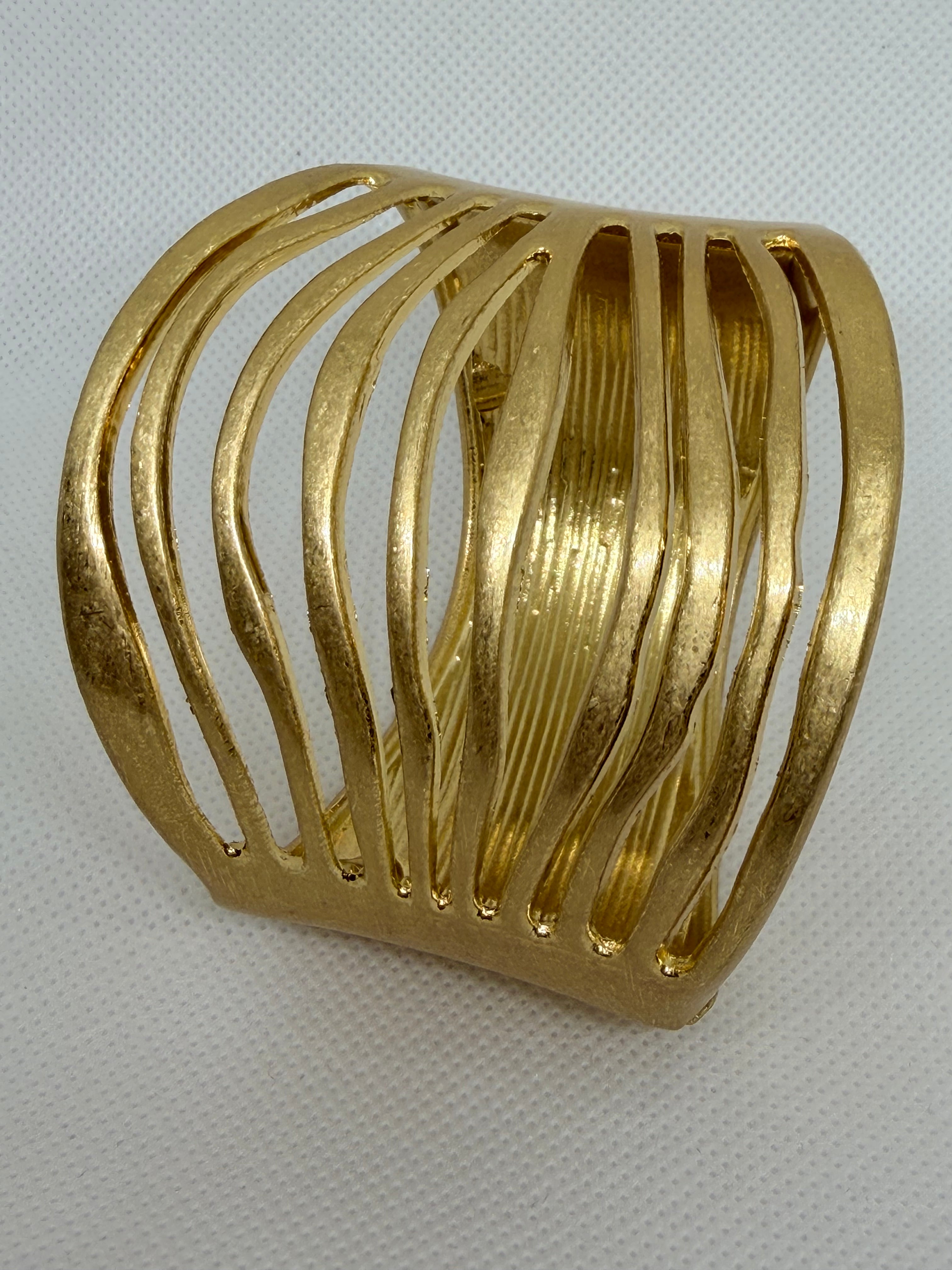 Brazalete Zebra: Ideal Para complementar cualquier Look
