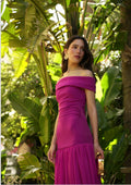 Vestido Elira: Elegancia Larga con Escote Barco y Falda de Gasa | Made in Spain