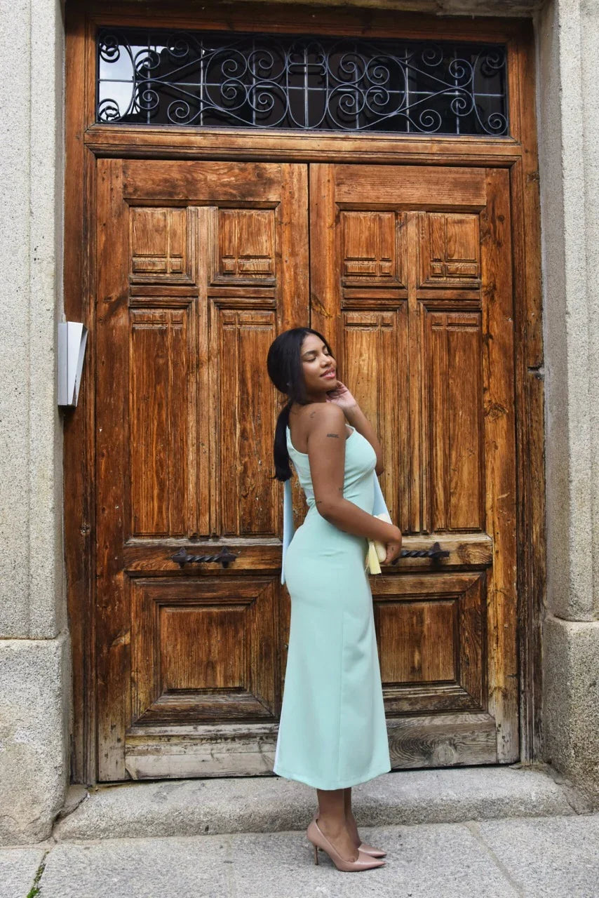 Vestido Magnolia: Diseño Midi Bicolor Asimétrico con Caída Lateral | Made in Spain